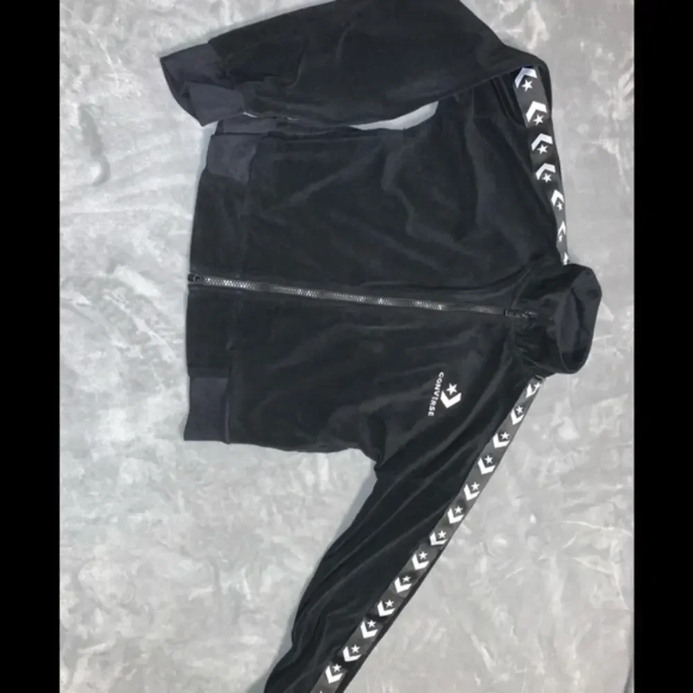 Girls converse black Valore zip jacket size large 12-13 years‎ logo sleeve
